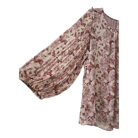 Lauren Conrad Womens XL Blouse Purple Floral Sheer Overlay Lined Keyhole Button - Picture 3 of 10